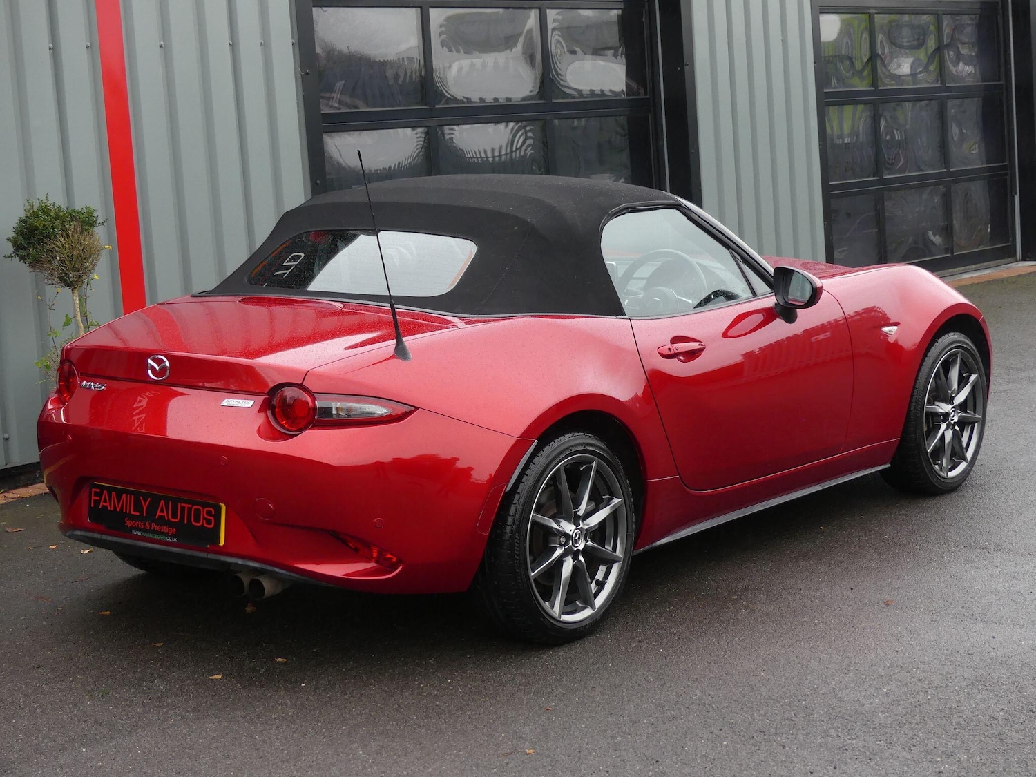 Used Mazda MX-5 2016 for sale - 76562347: Photo 11