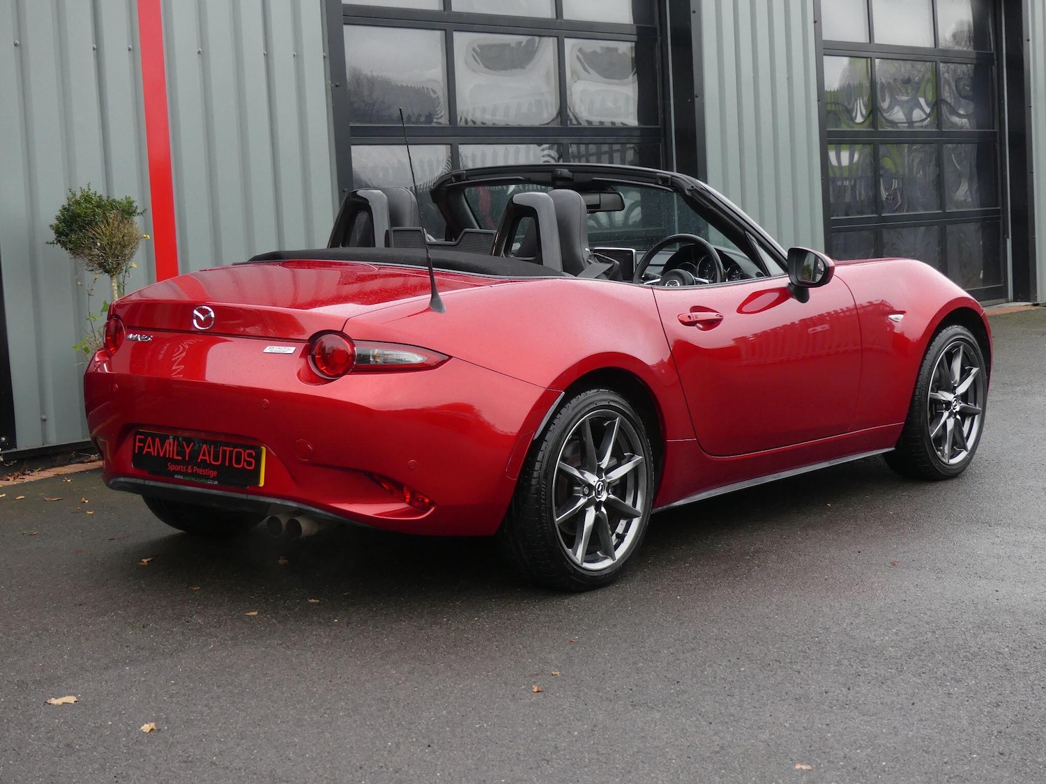 Used Mazda MX-5 2016 for sale - 76562347: Photo 9