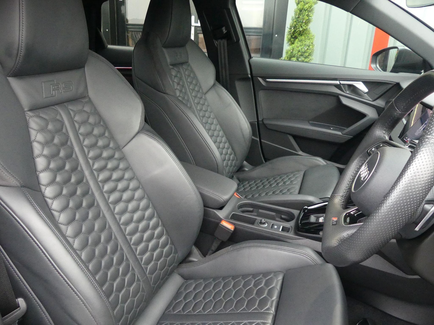 Used Audi RS3 2022 for sale - 76953444: Photo 2