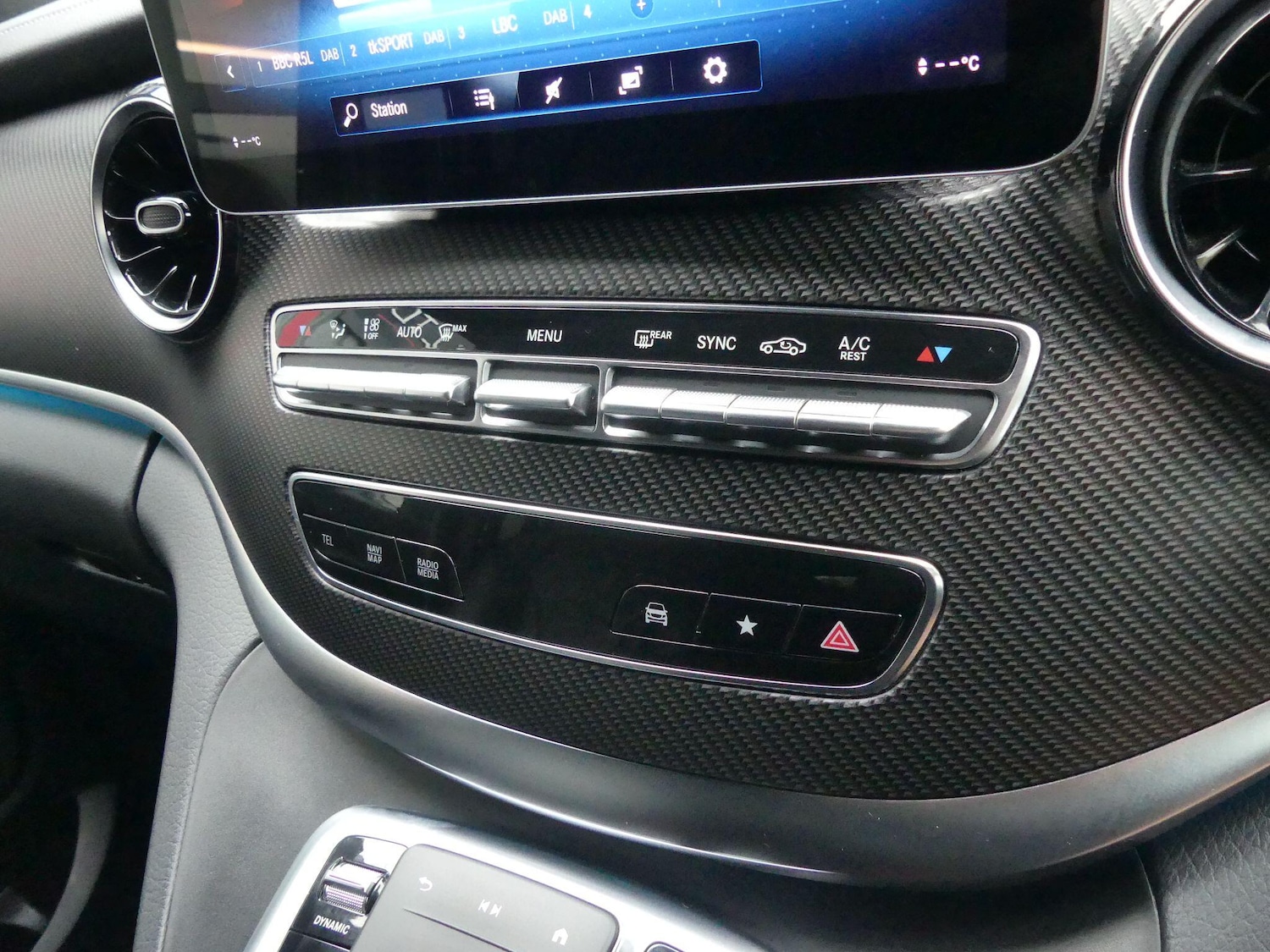 Used Mercedes-Benz V-Class 2024 for sale - 76992735: Photo 17