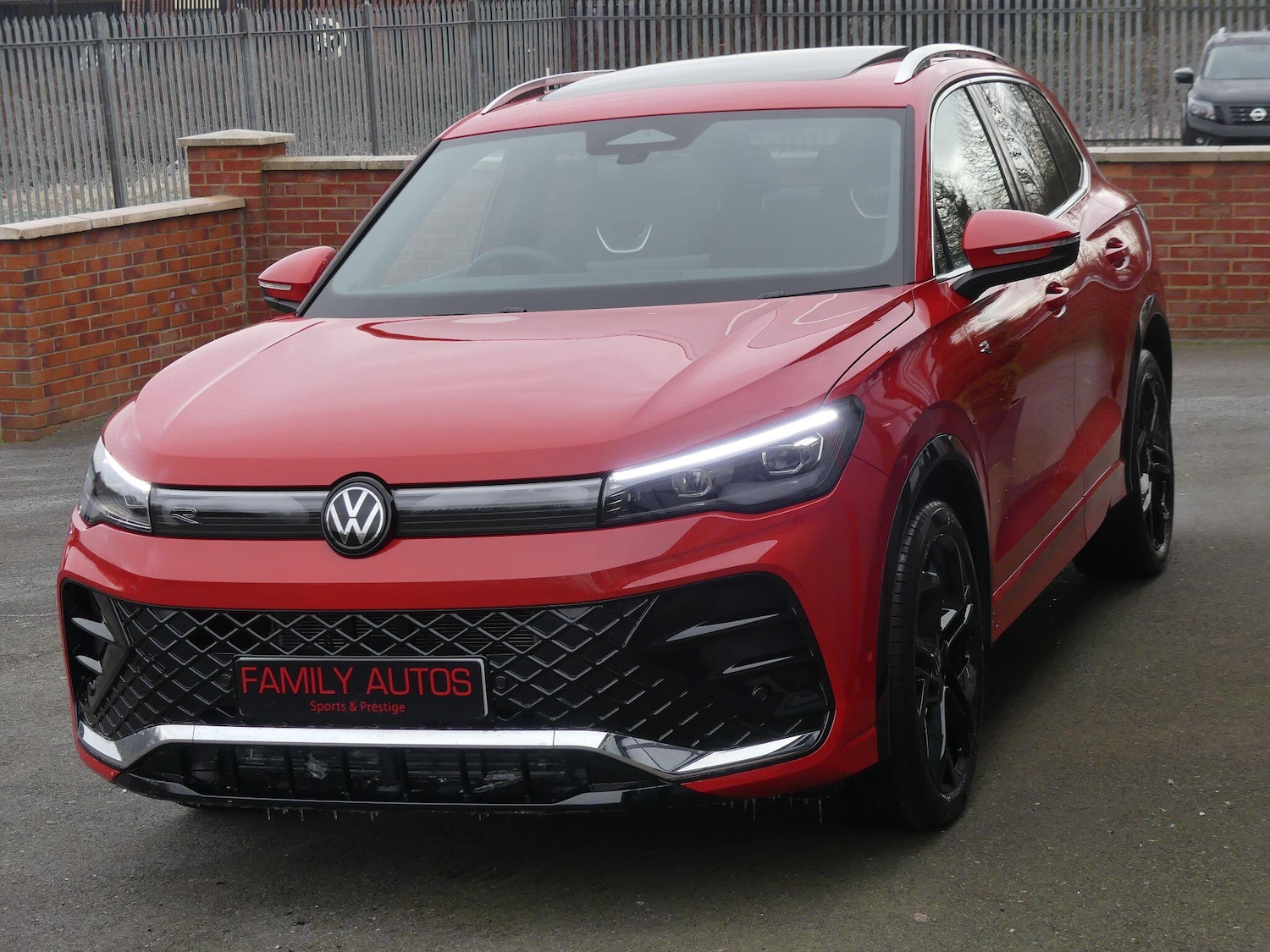 Used Volkswagen Tiguan 2025 for sale - 77119922: Photo 3