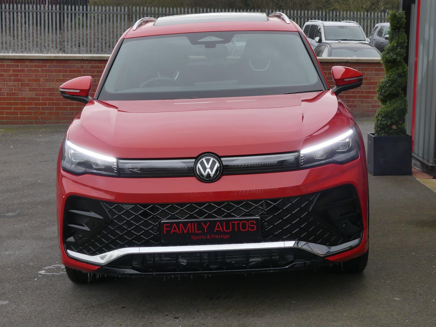 Used Volkswagen Tiguan 2025 for sale - 77119922: Photo 4