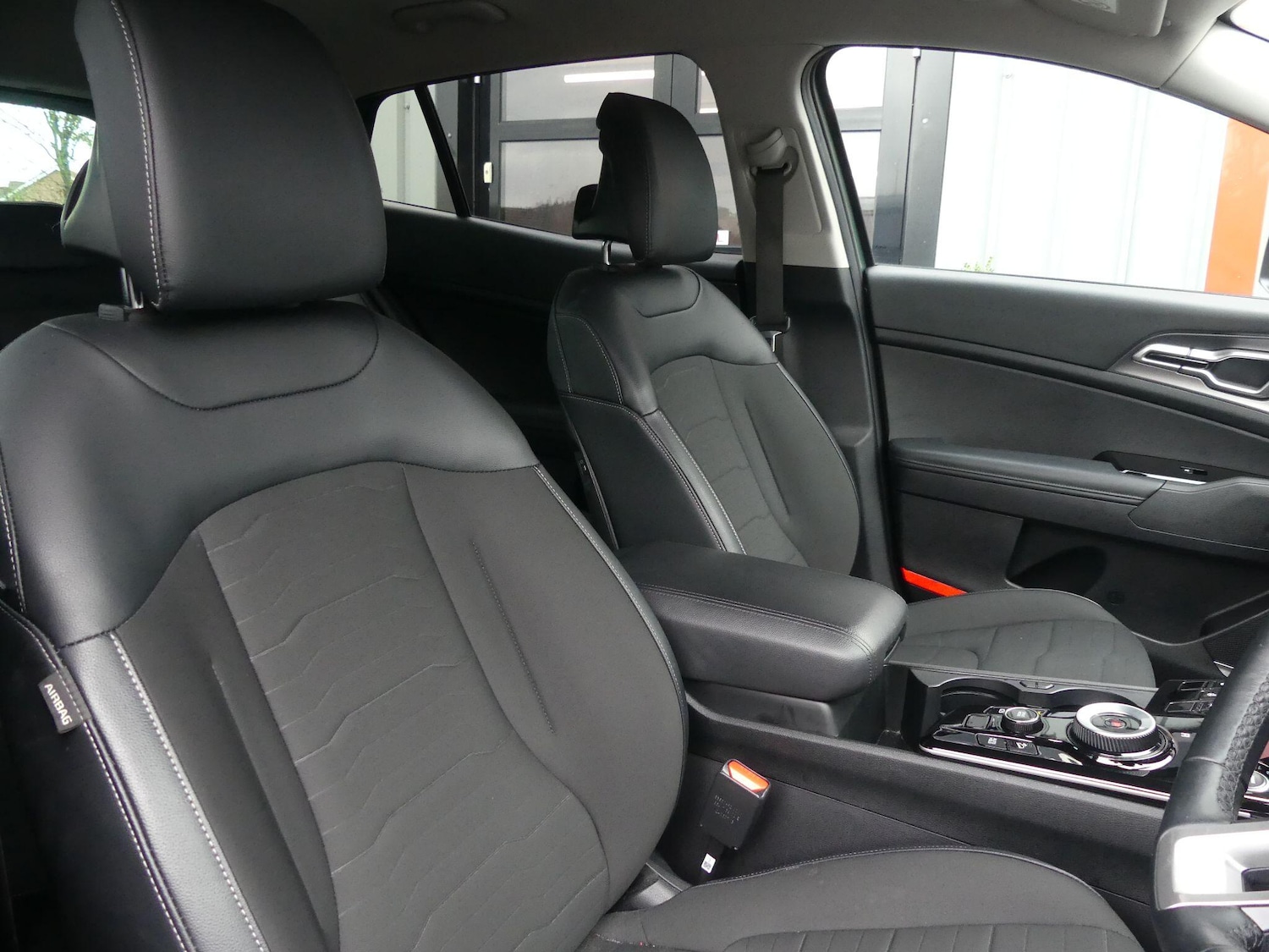 Used Kia Sportage 2024 for sale - 76549085: Photo 2