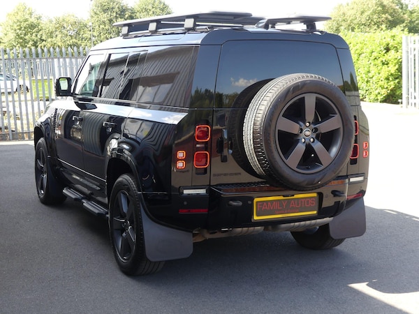 Used Land Rover Defender 110 2023 for sale - 75531053: Photo 11
