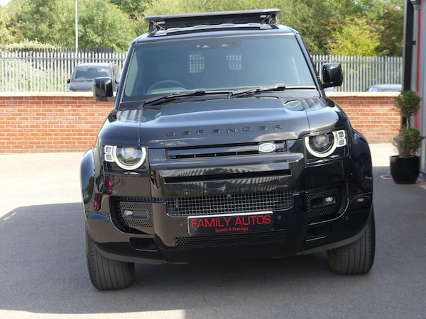 Used Land Rover Defender 110 2023 for sale - 75531053: Photo 6