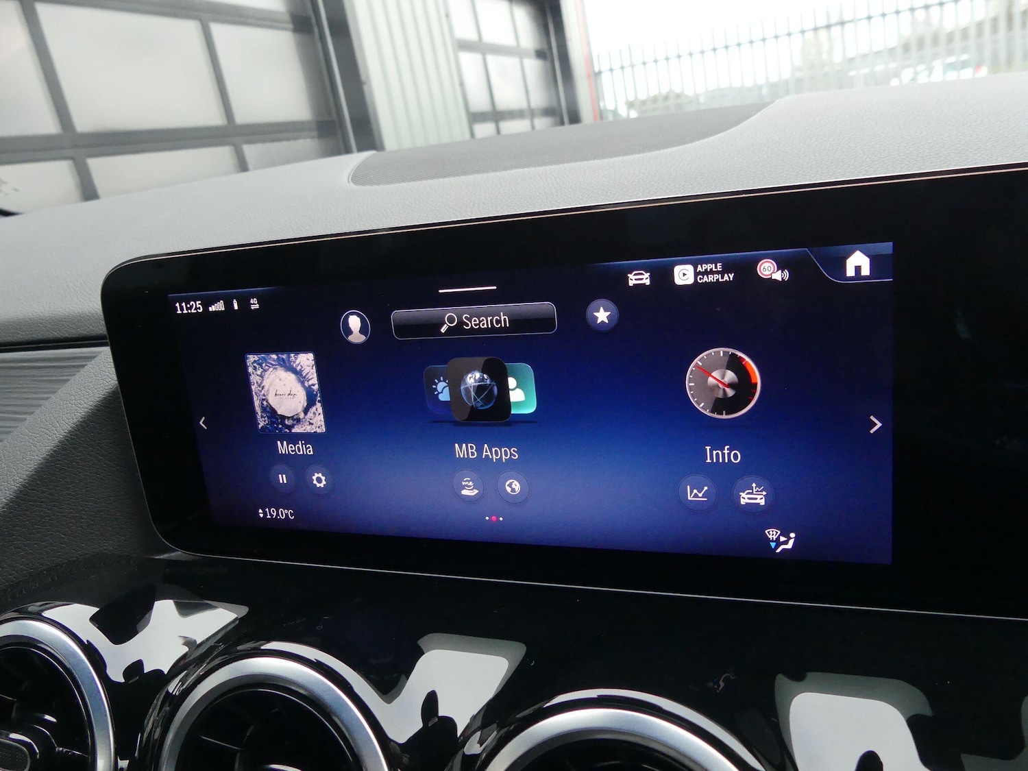 Used Mercedes-Benz GLA 2024 for sale - 76802301: Photo 19