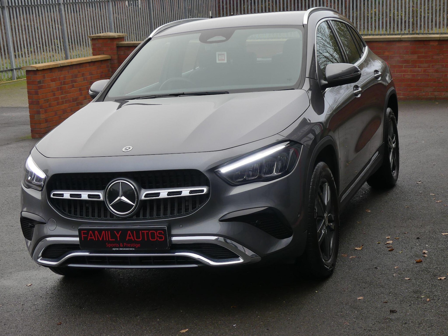 Used Mercedes-Benz GLA 2024 for sale - 76802301: Photo 2