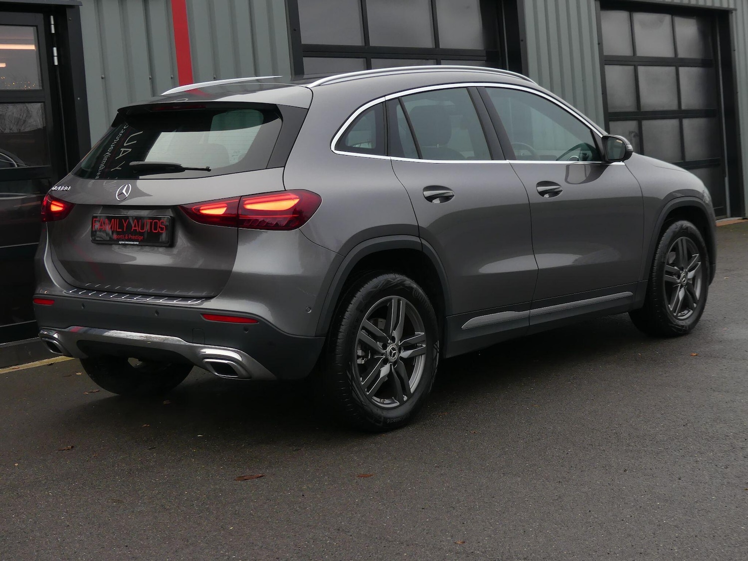 Used Mercedes-Benz GLA 2024 for sale - 76802301: Photo 6