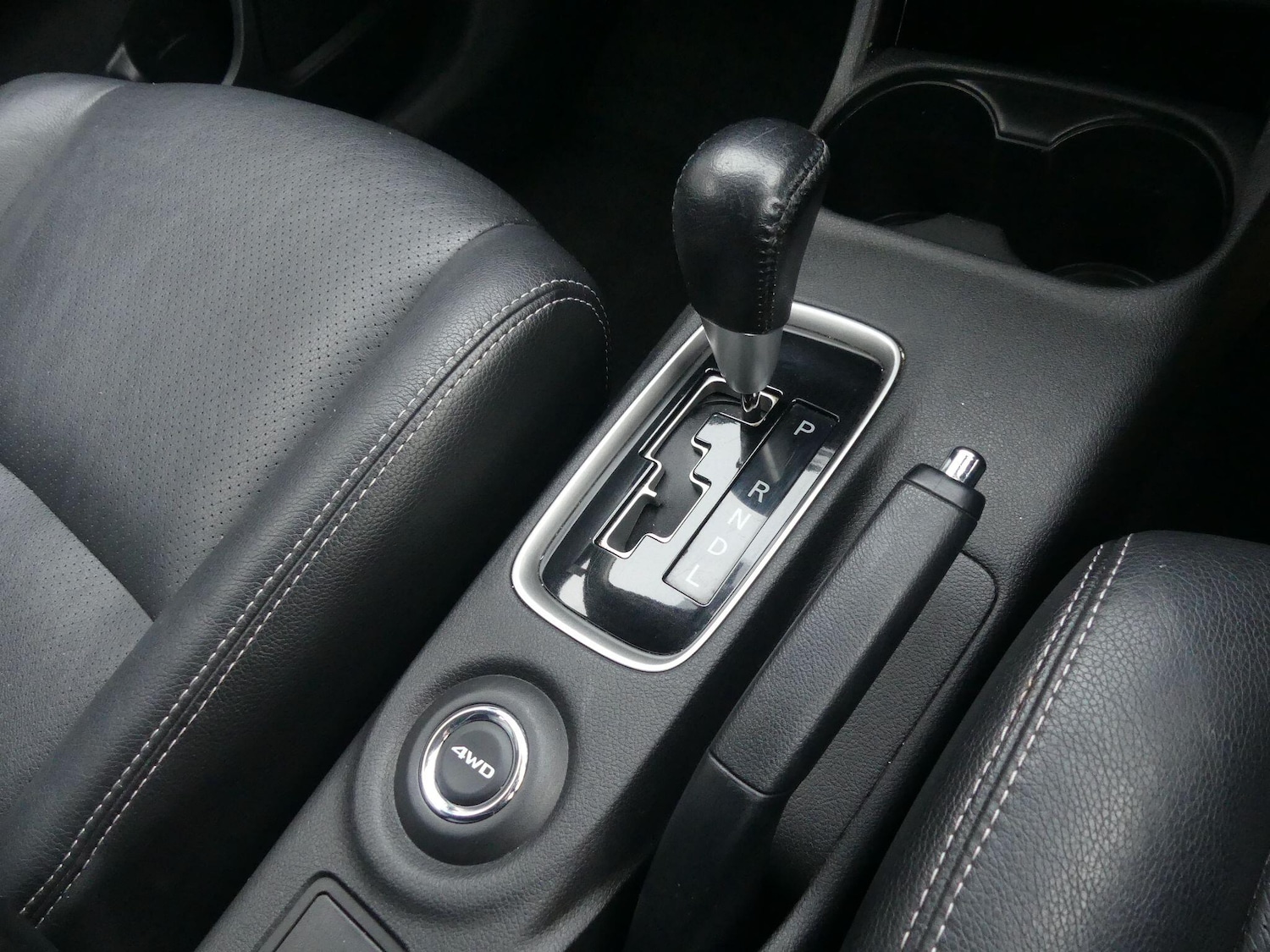 Used Mitsubishi Outlander 2015 for sale - 77015701: Photo 14