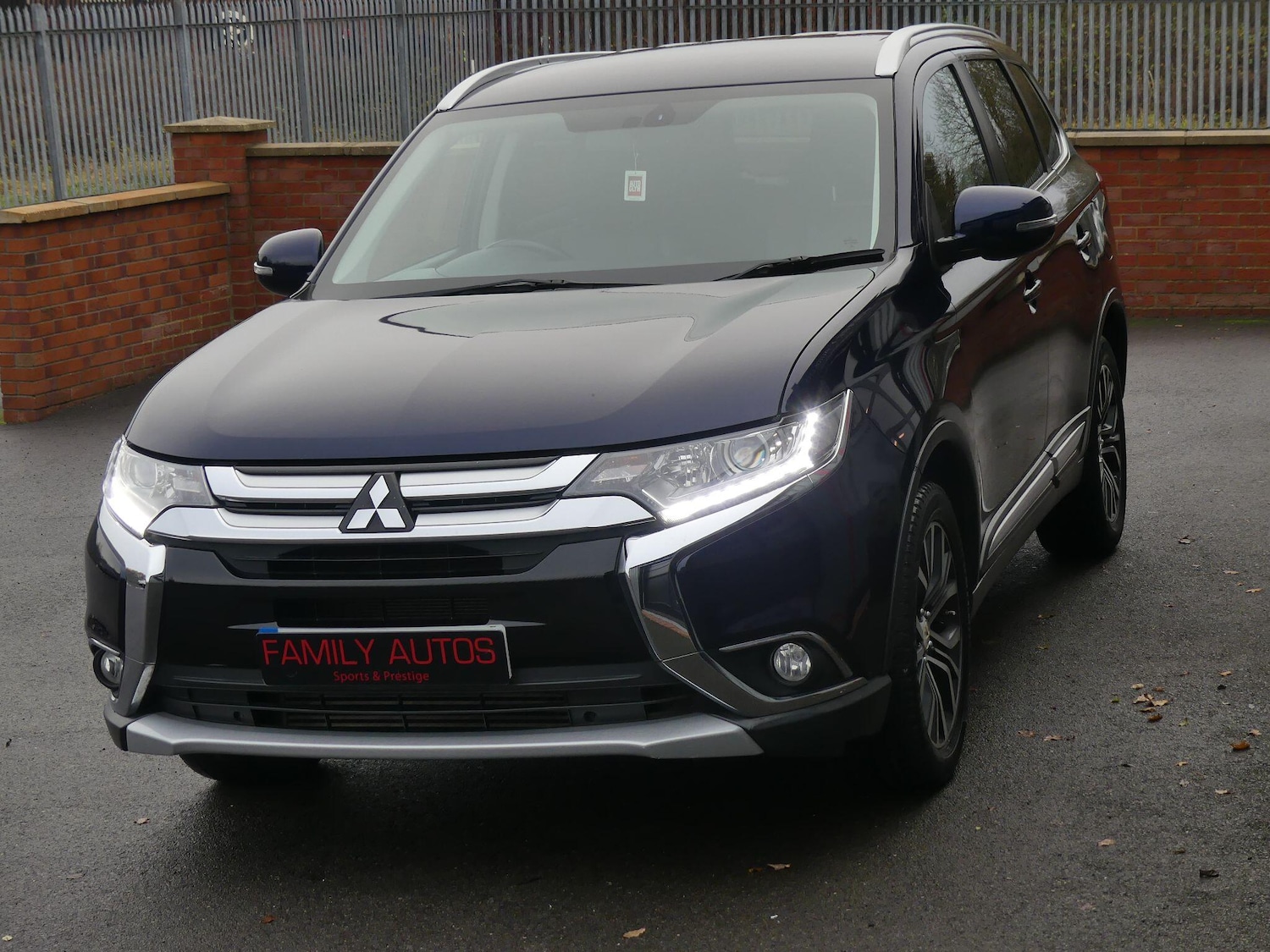 Used Mitsubishi Outlander 2015 for sale - 77015701: Photo 3