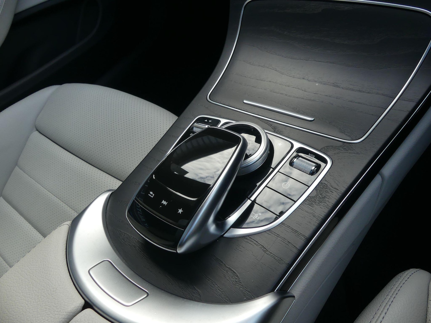 Used Mercedes-Benz C Class 2018 for sale - 78034219: Photo 16