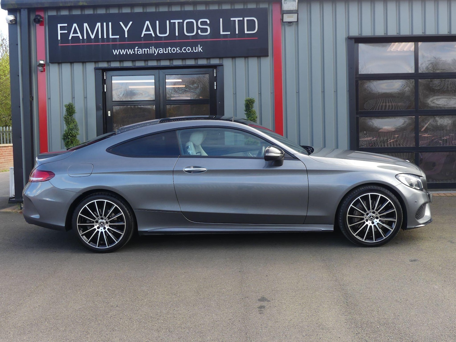 Used Mercedes-Benz C Class 2018 for sale - 78034219: Photo 6