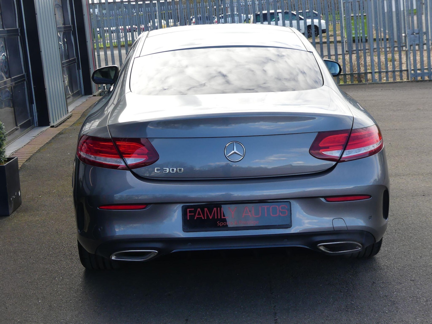 Used Mercedes-Benz C Class 2018 for sale - 78034219: Photo 9