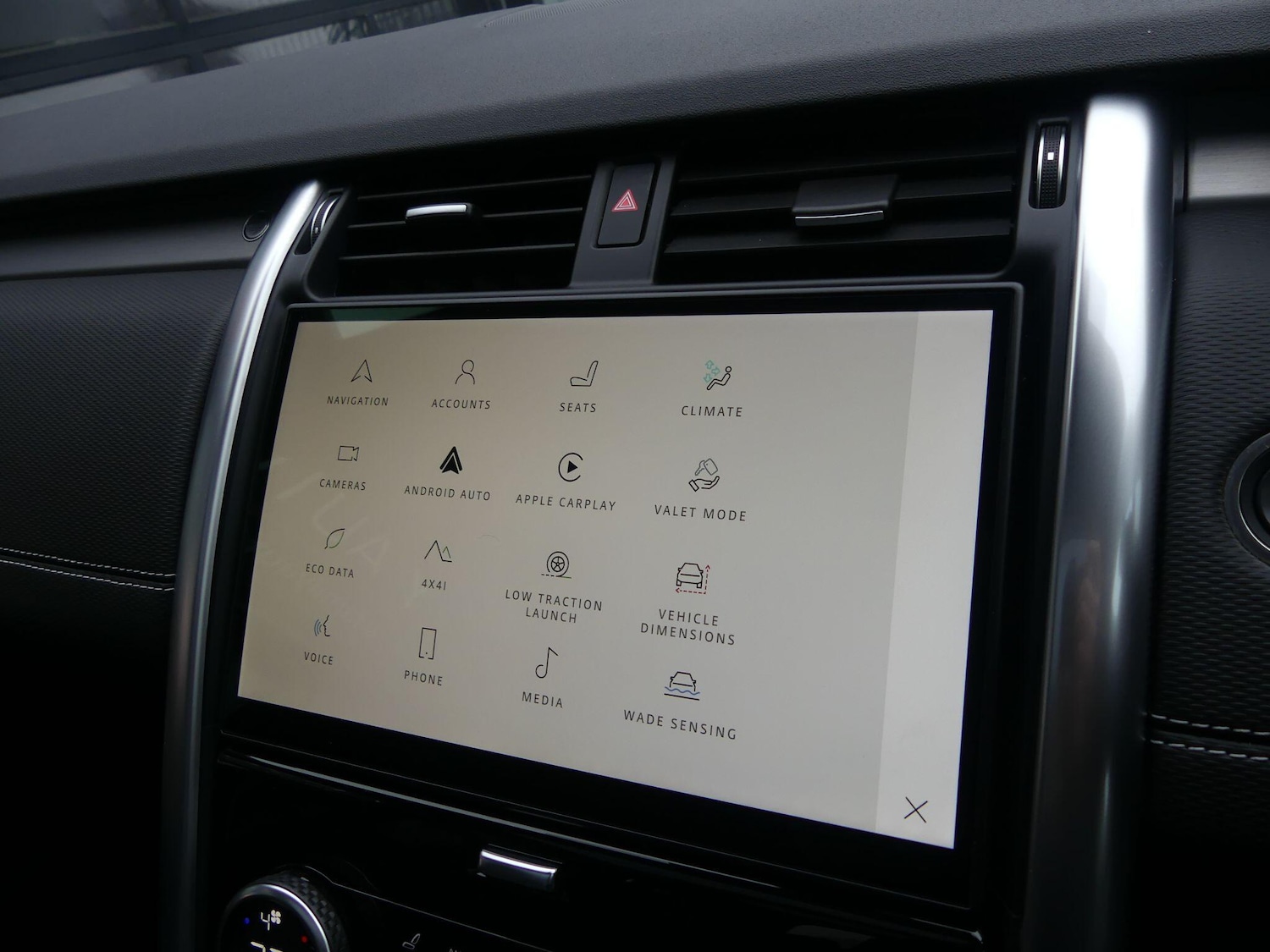 Used Land Rover Discovery 2023 for sale - 77510459: Photo 17