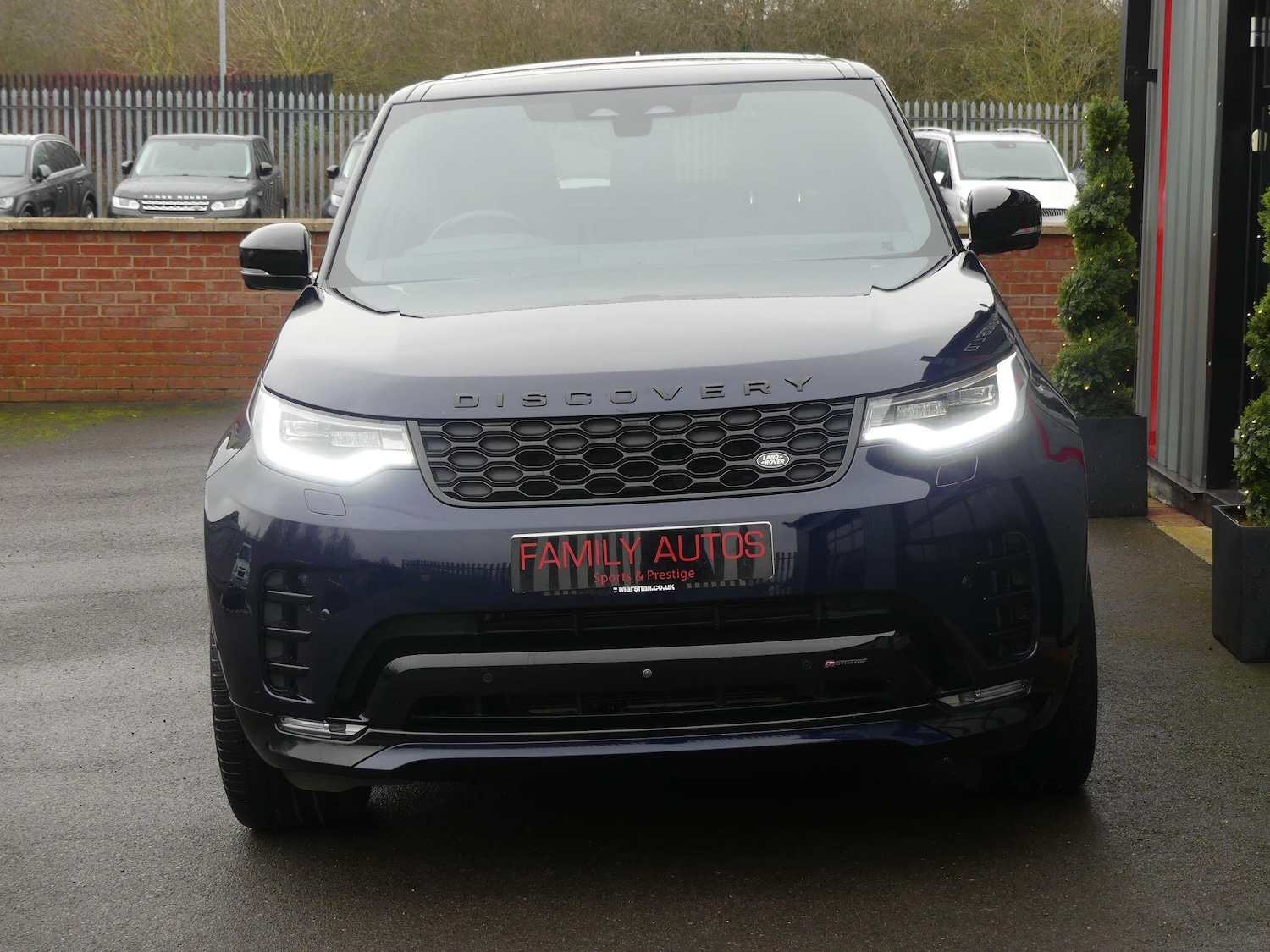 Used Land Rover Discovery 2023 for sale - 77510459: Photo 4