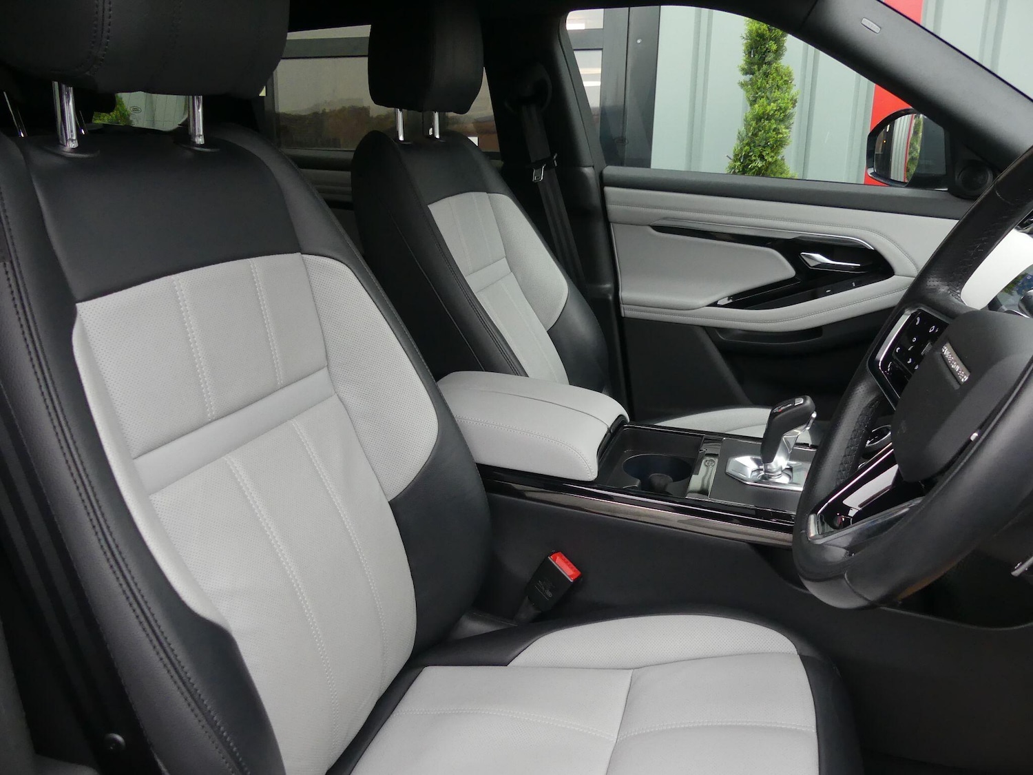 Used Land Rover Range Rover Evoque for sale - 77376049: Photo 2