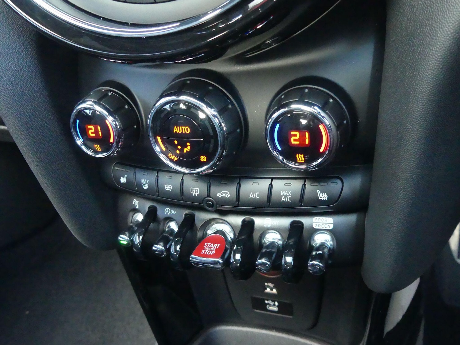 Used MINI Hatch 2021 for sale - 77738375: Photo 18