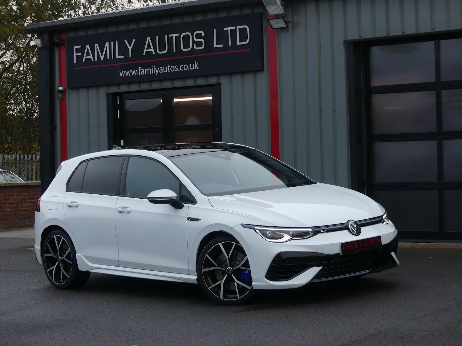 Used Volkswagen Golf 2023 for sale - 76521868: Photo 1