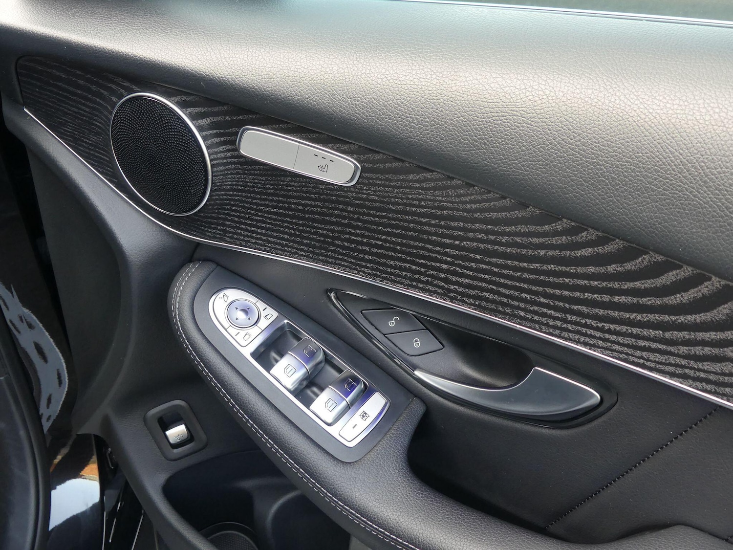 Used Mercedes-Benz GLC 2019 for sale - 77586230: Photo 13