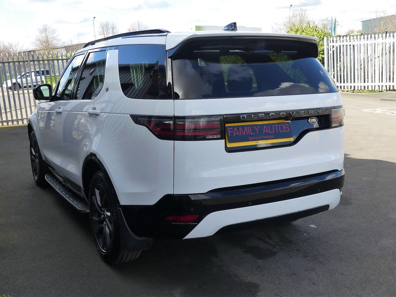 Used Land Rover Discovery 2021 for sale - 78047643: Photo 10