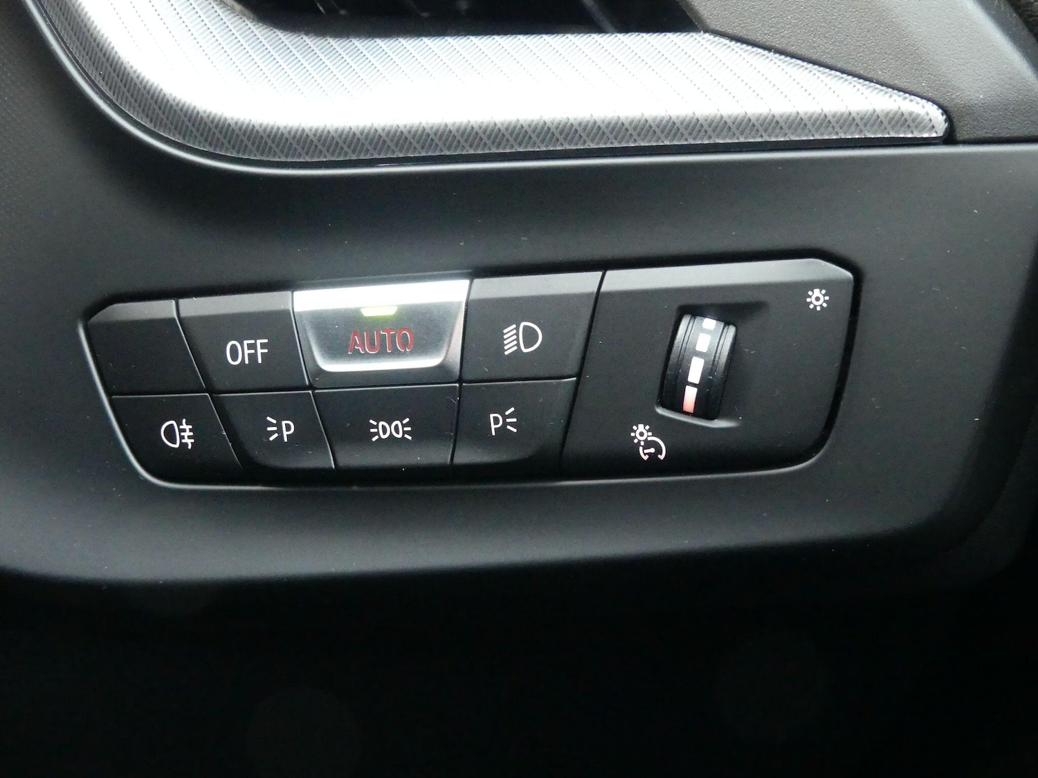 Used BMW 1 Series 2024 for sale - 76952940: Photo 24