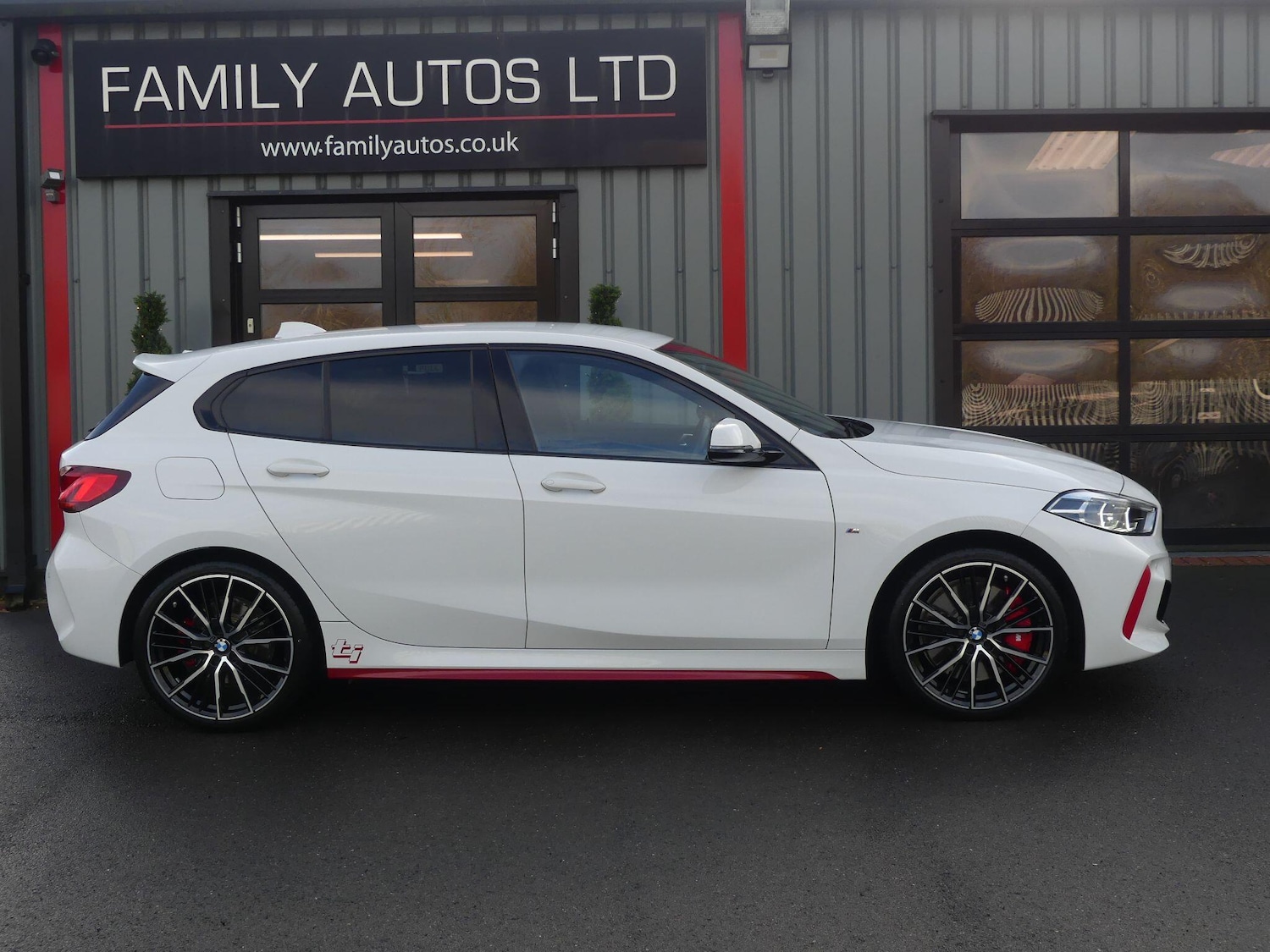 Used BMW 1 Series 2024 for sale - 76952940: Photo 6