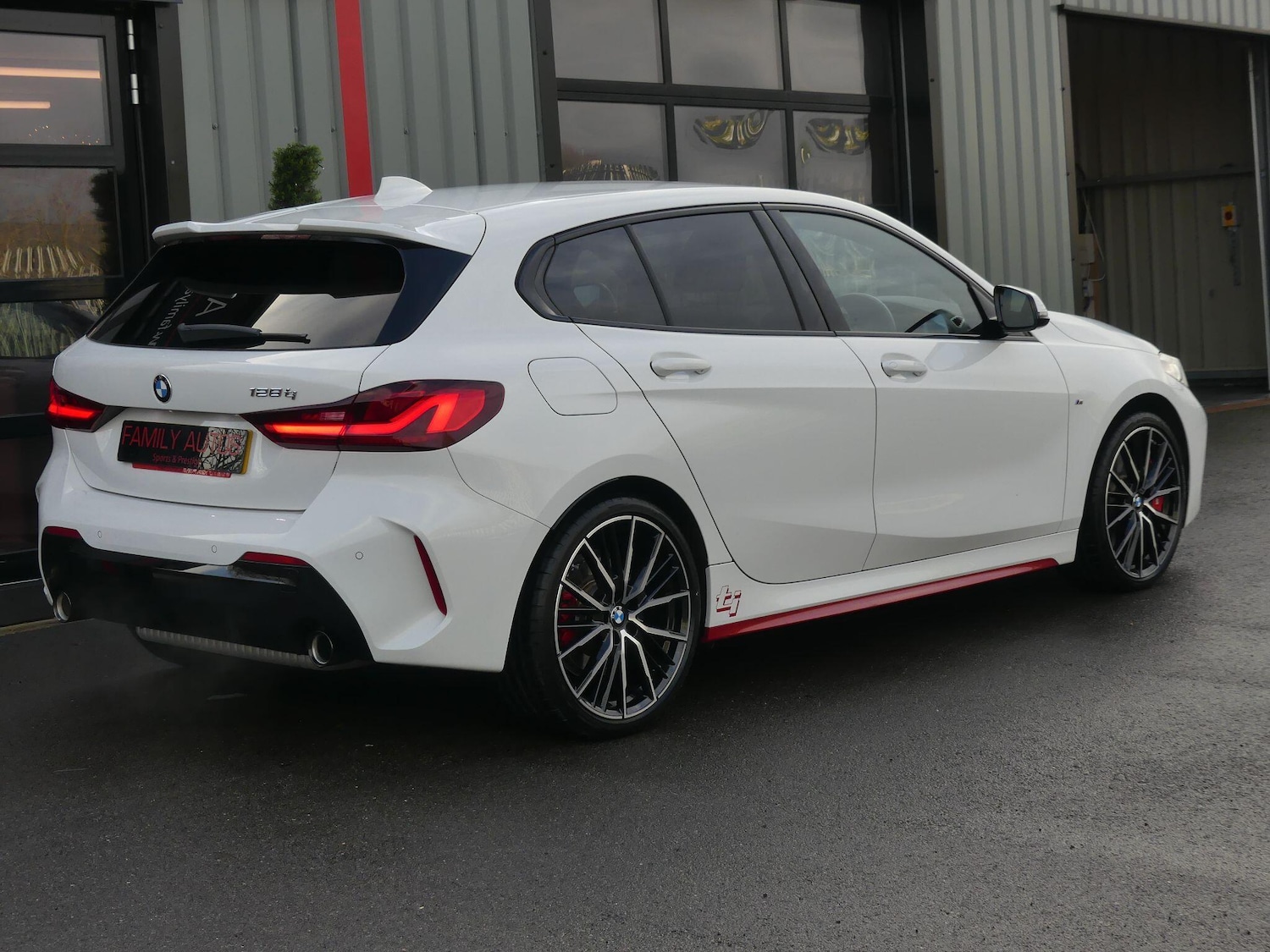 Used BMW 1 Series 2024 for sale - 76952940: Photo 7