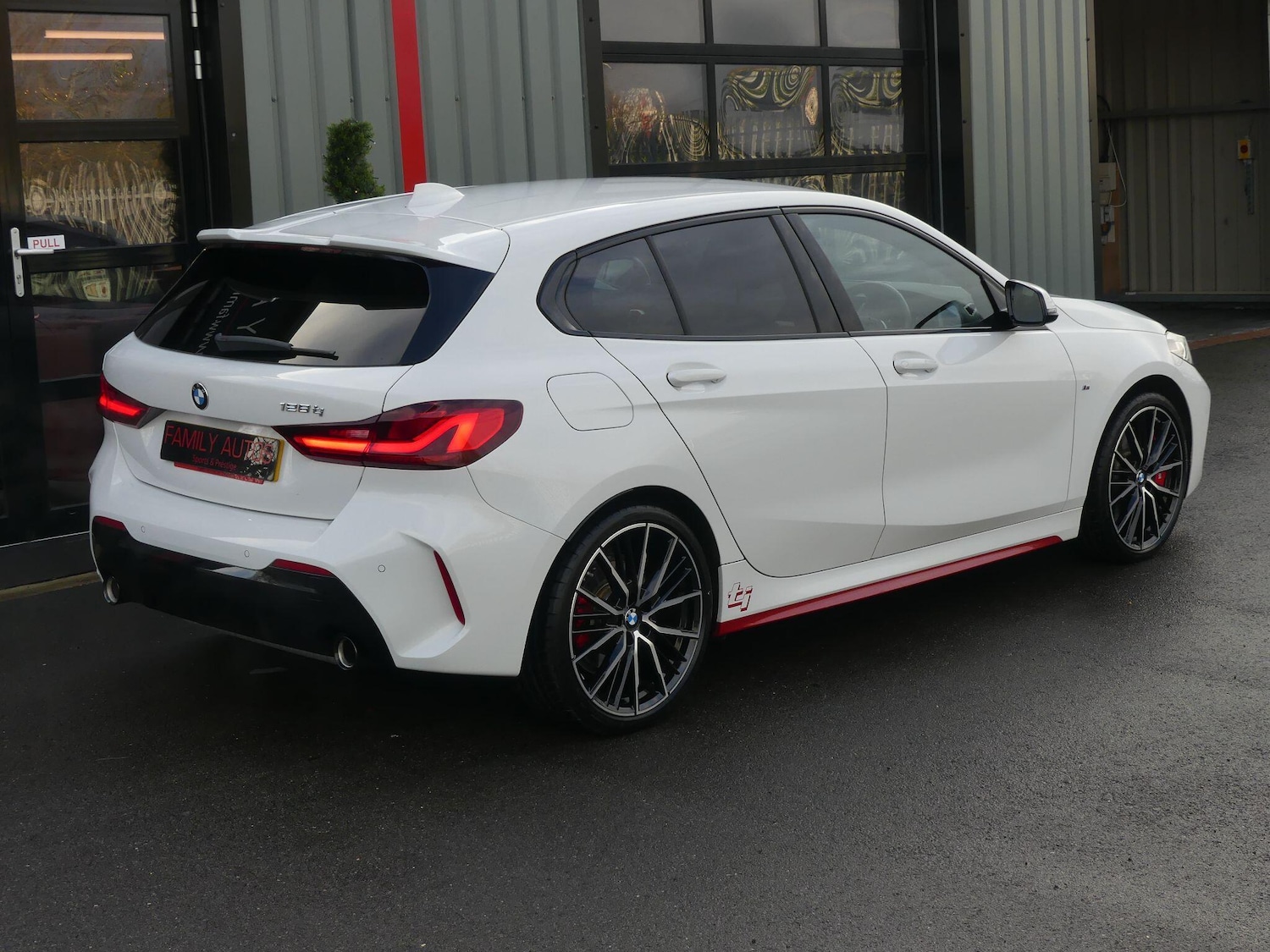 Used BMW 1 Series 2024 for sale - 76952940: Photo 8