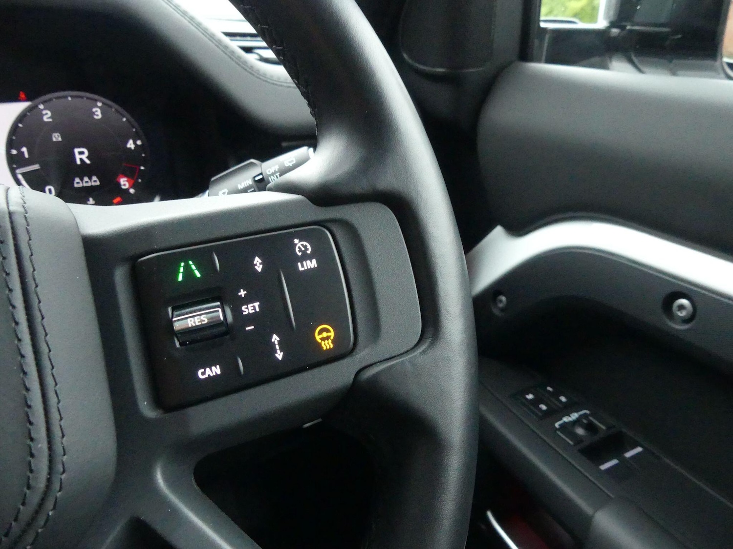 Used Land Rover Defender 2025 for sale - 77456282: Photo 16