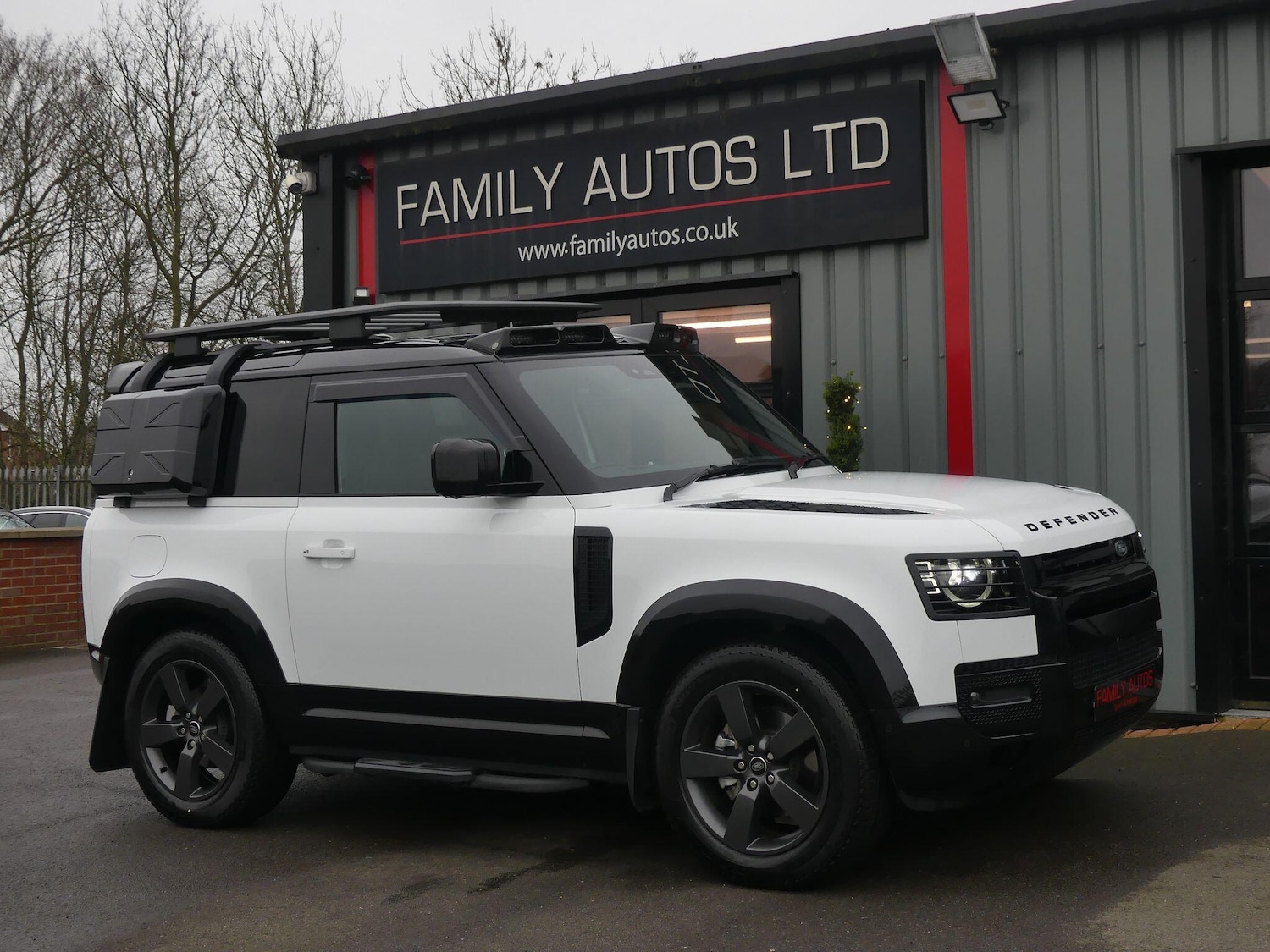 Used Land Rover Defender 2025 for sale - 77456282: Photo 5