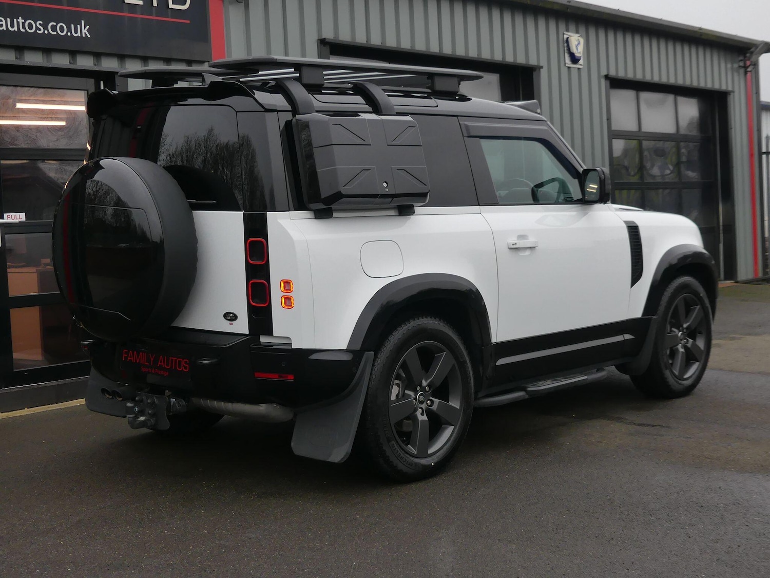 Used Land Rover Defender 2025 for sale - 77456282: Photo 7