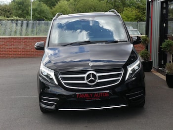 Used Mercedes-Benz V-Class 2019 for sale - 75311371: Photo