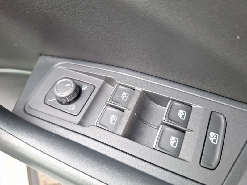 Used Volkswagen T-Roc 2023 for sale - 77410090: Photo 13