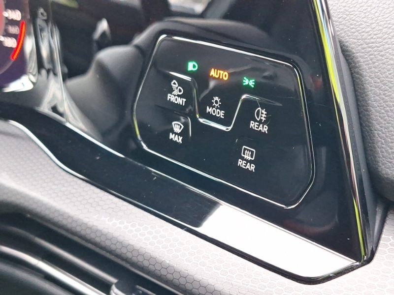 Used Volkswagen Golf 2023 for sale - 77385875: Photo 14