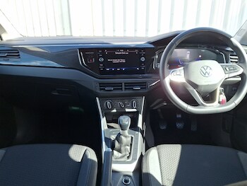 Used Volkswagen Polo 2024 for sale - 75933907: Photo
