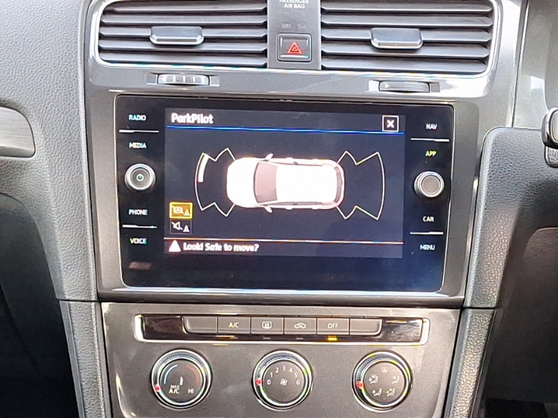 Used Volkswagen Golf 2018 for sale - 76983144: Photo 11