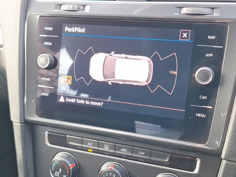 Used Volkswagen Golf 2018 for sale - 76983144: Photo 17