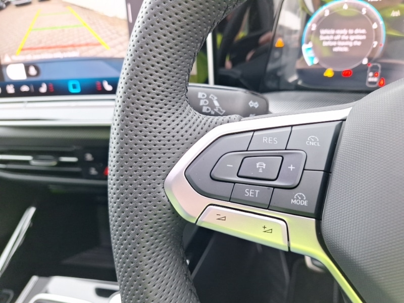 Used Volkswagen Golf 2025 for sale - 77922275: Photo 14