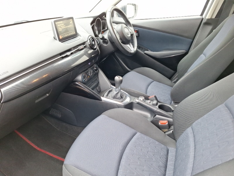 Used Mazda Mazda2 2016 for sale - 76275755: Photo 5