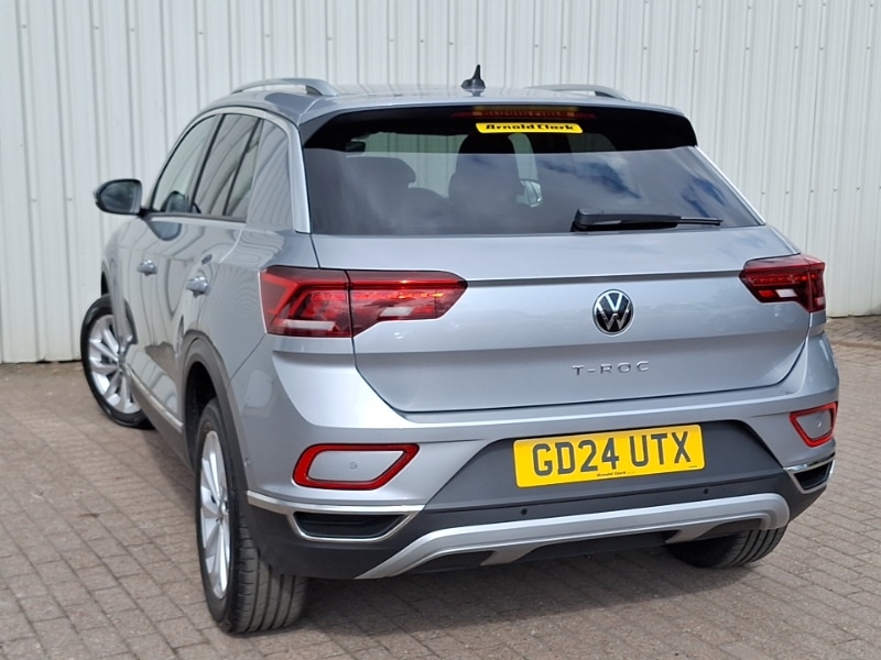 Used Volkswagen T-Roc 2024 for sale - 76779757: Photo 3