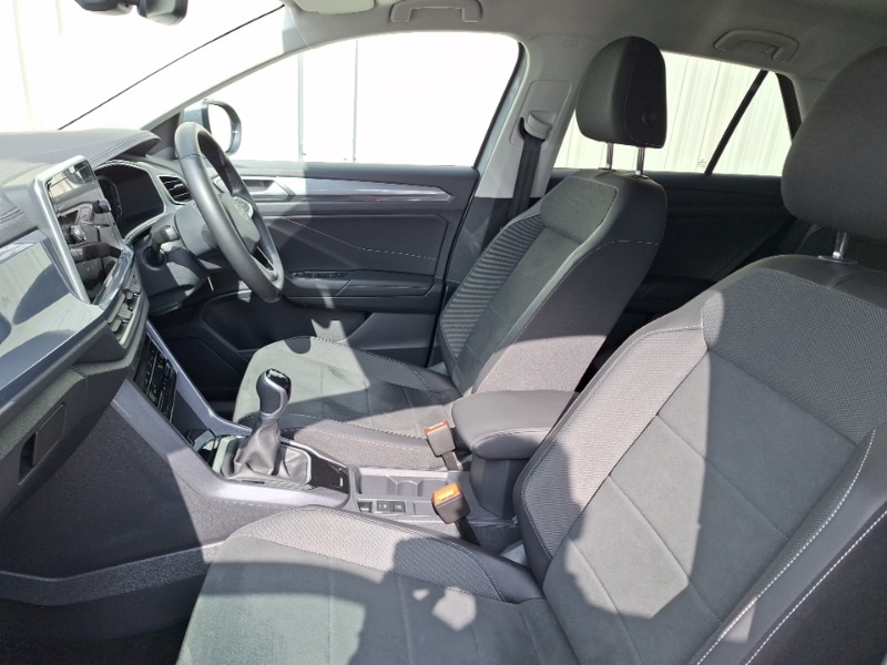 Used Volkswagen T-Roc 2024 for sale - 76779757: Photo 5