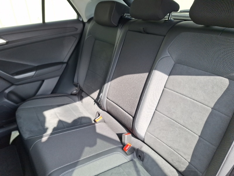 Used Volkswagen T-Roc 2024 for sale - 76779757: Photo 6