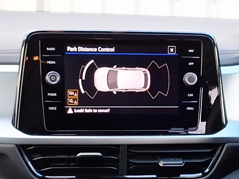 Used Volkswagen T-Roc 2023 for sale - 77987951: Photo 11