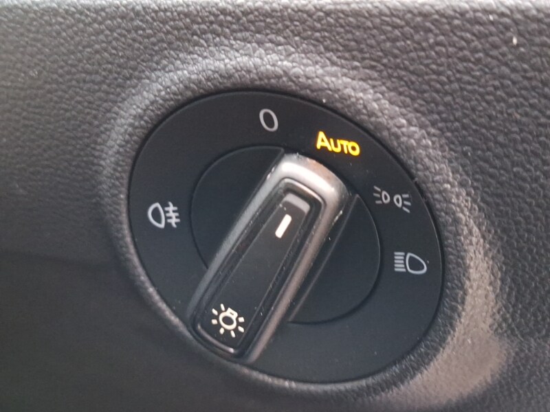 Used Volkswagen T-Roc 2023 for sale - 77987951: Photo 14