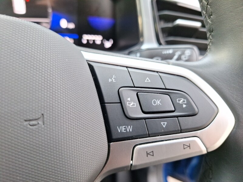 Used Volkswagen T-Roc 2023 for sale - 77987951: Photo 16