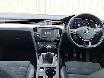 Used Volkswagen Passat 2016 for sale - 78653868: Photo