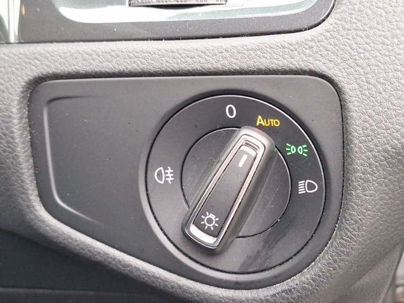 Used Volkswagen Golf 2018 for sale - 77410099: Photo 13