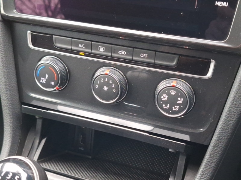 Used Volkswagen Golf 2018 for sale - 77410099: Photo 18