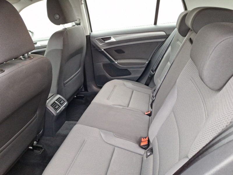 Used Volkswagen Golf 2018 for sale - 77410099: Photo 6