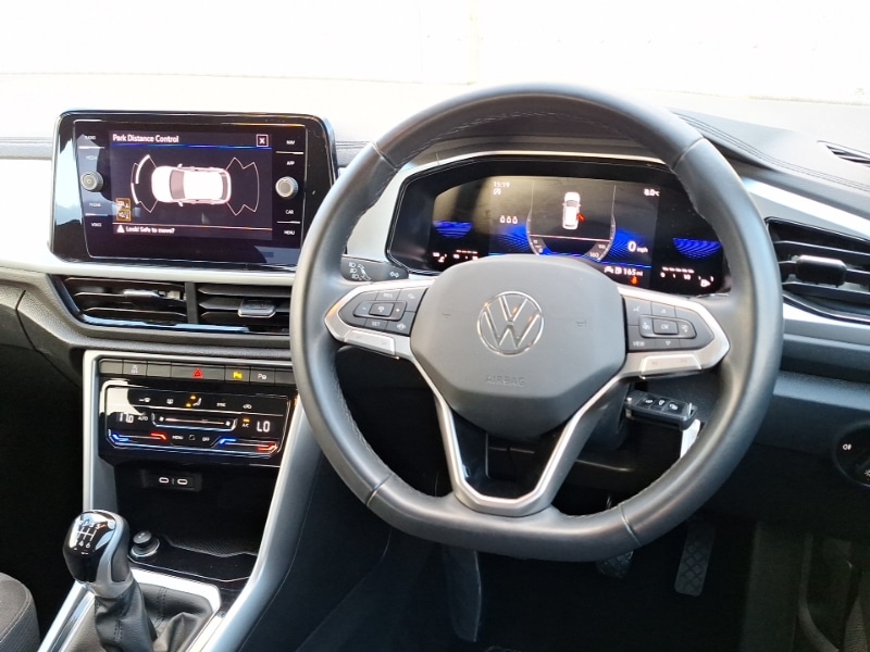 Used Volkswagen T-Roc 2023 for sale - 77371236: Photo 7